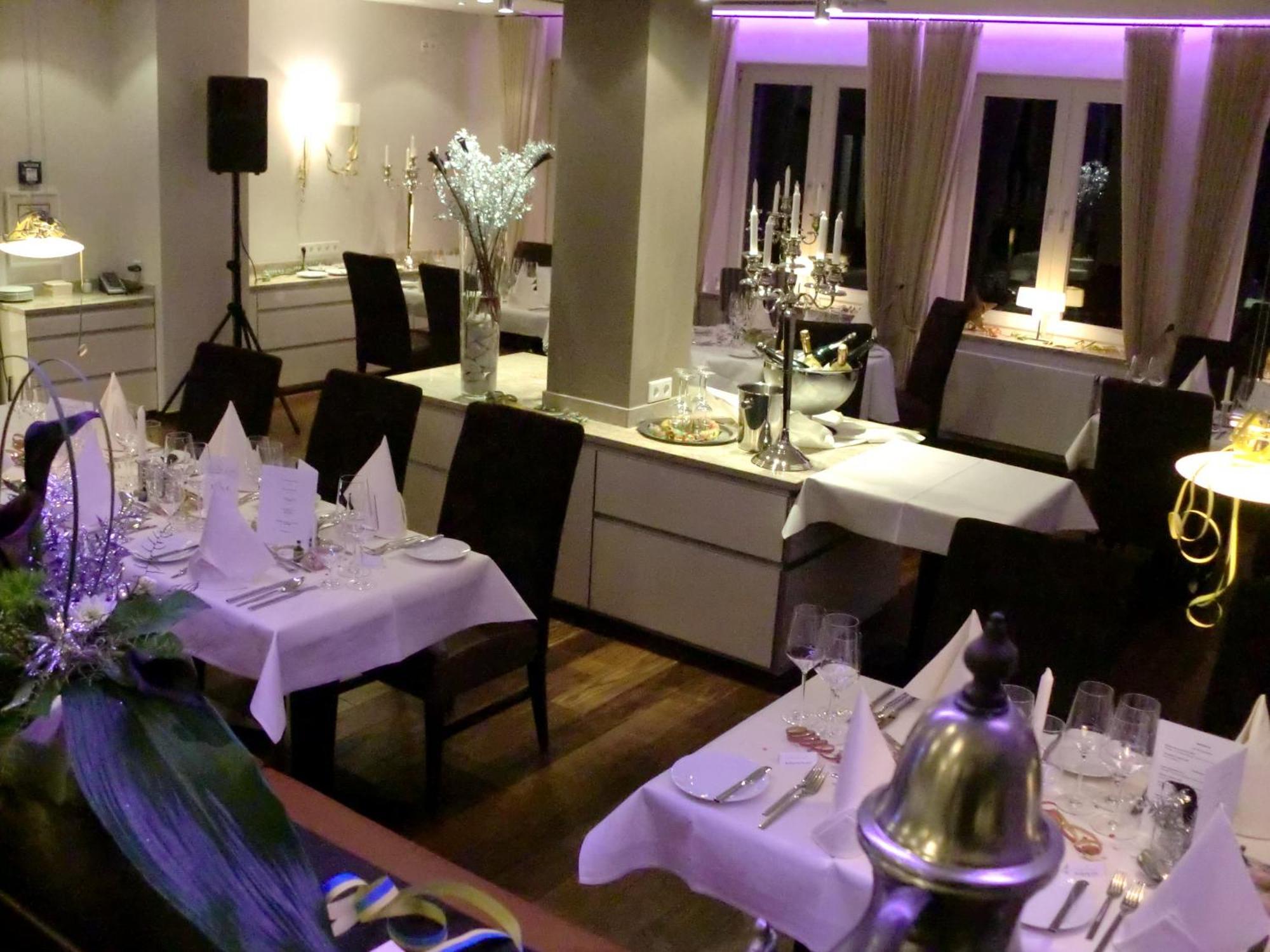 Hotel Zu Den Drei Linden à Wermelskirchen Extérieur photo