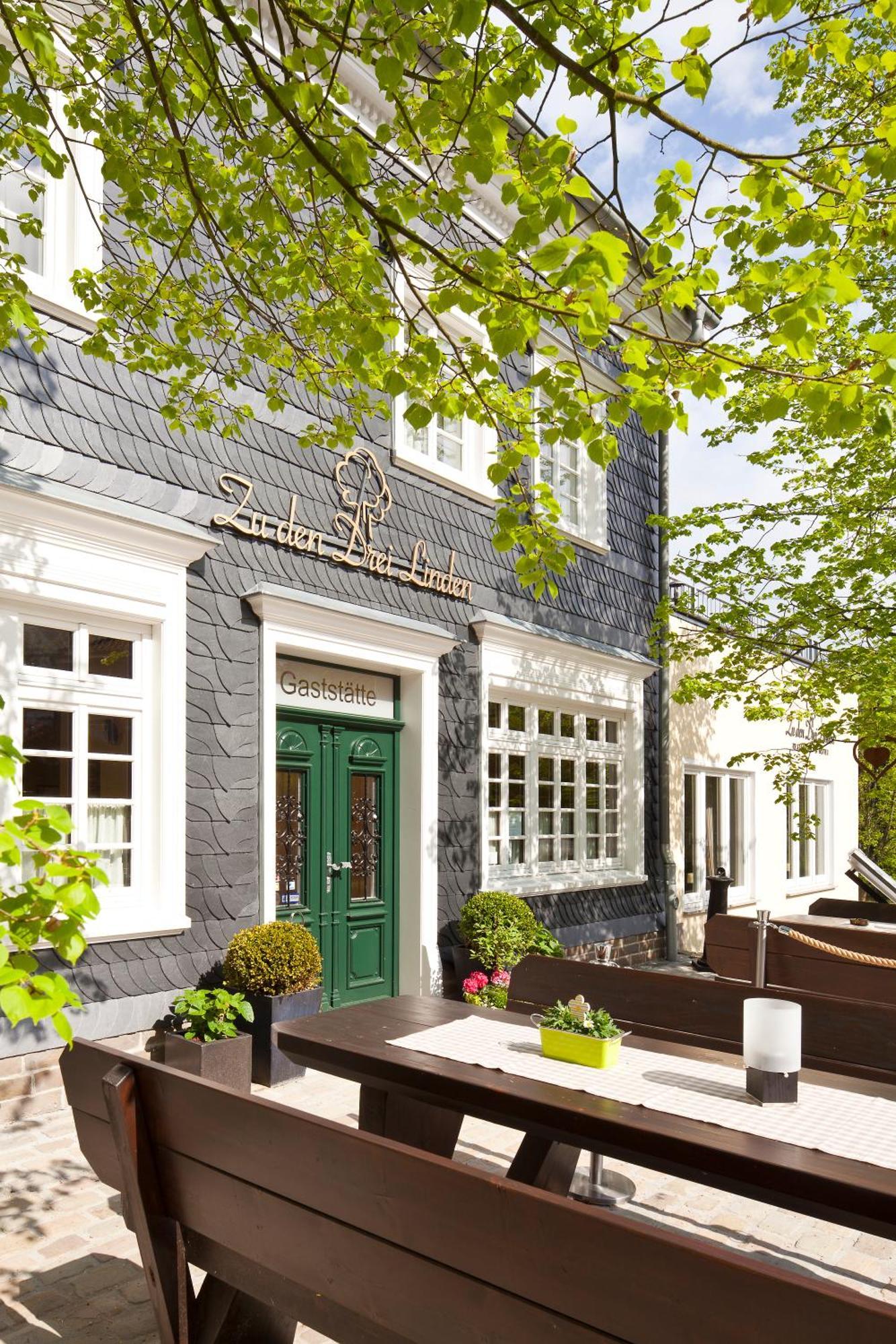 Hotel Zu Den Drei Linden à Wermelskirchen Extérieur photo