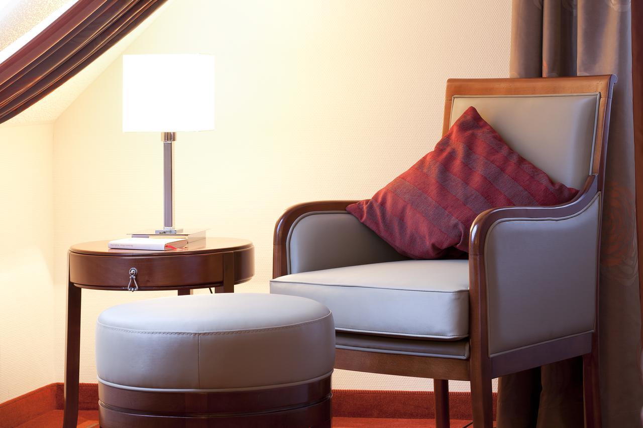 Hotel Zu Den Drei Linden à Wermelskirchen Chambre photo